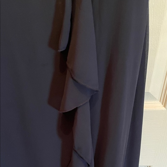 Elegant Navy Lace Dress - Picture 3 of 9